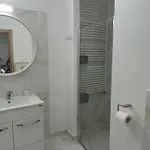 Sea View 3-room شقة *
