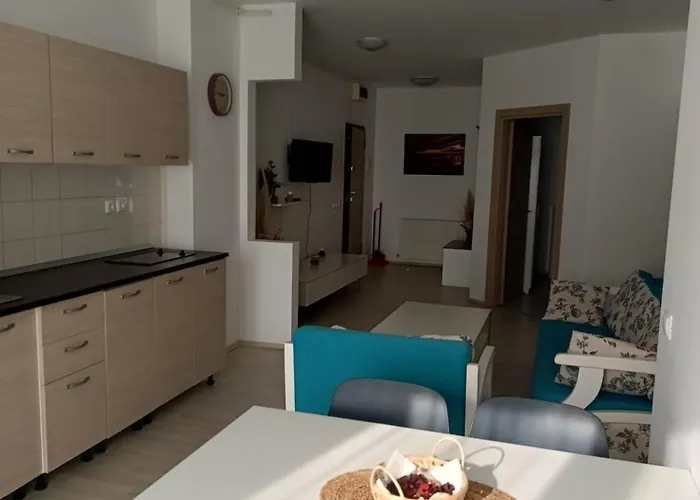 Sea View 3-room Apartment